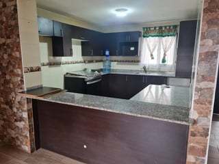 CASA EN VENTA DENTRO DE CONDOMINIO LUMINELA SMP - 3