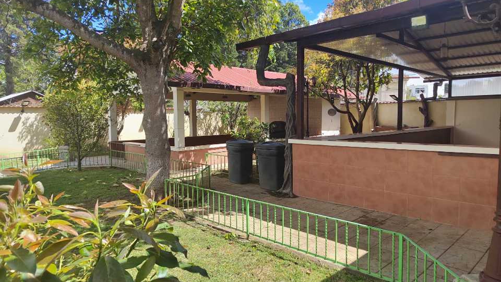Vendo Casa en San Lucas Sacatepéquez - Miniatura 7