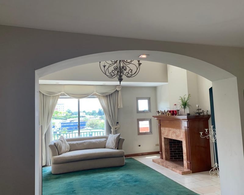 Penthouse en Venta en Condominio Firenze Zona 10