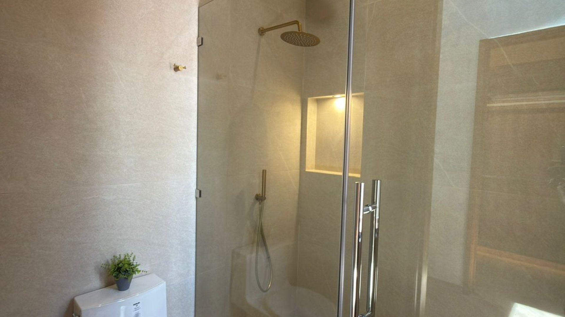 HERMOSA CASA EN VENTA EN CONDOMINIO EXCLUSIVO DE ANTIGUA G. - Miniatura 26