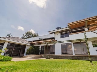 Preciosa Residencia en Venta en montebello km 10.5 caes - 3