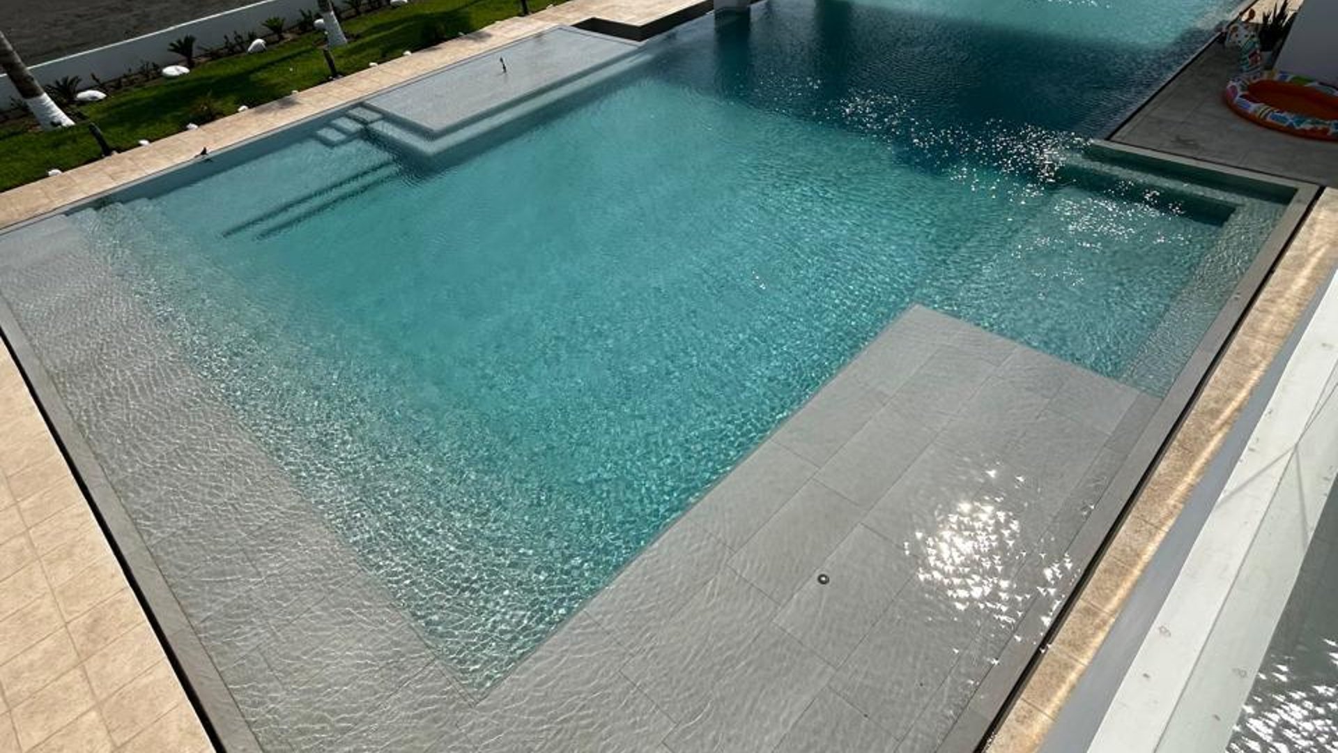MONTERRICO EL CEBOLLITO CASA NUEVA EN VENTA  - Miniatura 2