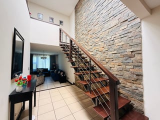 VENTA DE HERMOSA CASA CON MEJORAS - ENSENADA DE SAN ISIDRO, ZONA 16 - 3