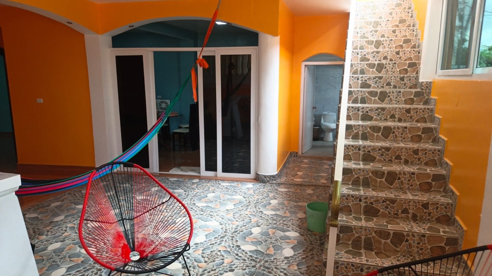 CASA EN RENTA IDEAL PARA OFICINAS O CLINICAS MEDICAS - Miniatura 37