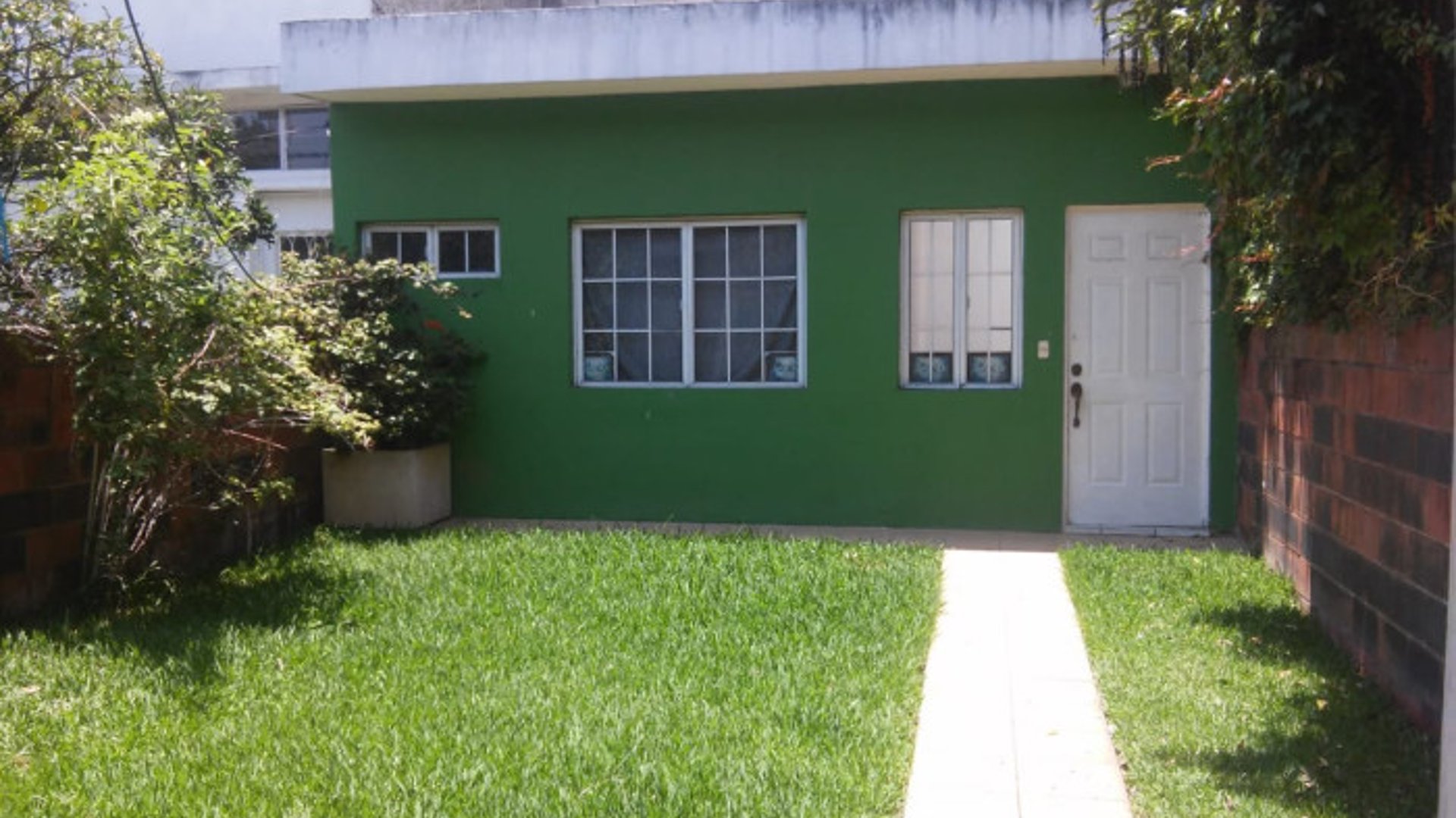 Casa Comercial En Renta Sobre Bulevar Vista Hermosa Z15