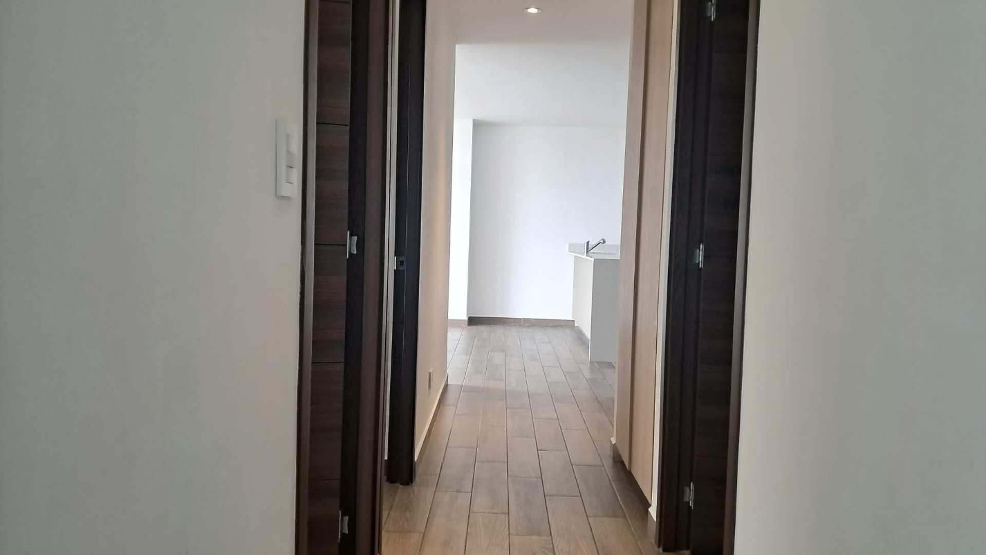 ???? APARTAMENTO EN RENTA – 3 HAB | EDIFICIO PARQUE 15 | ZONA 15 - Miniatura 9