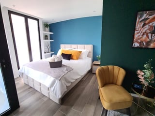 Apartamento en Venta Amueblado en Edificio en Zona 10 - 3