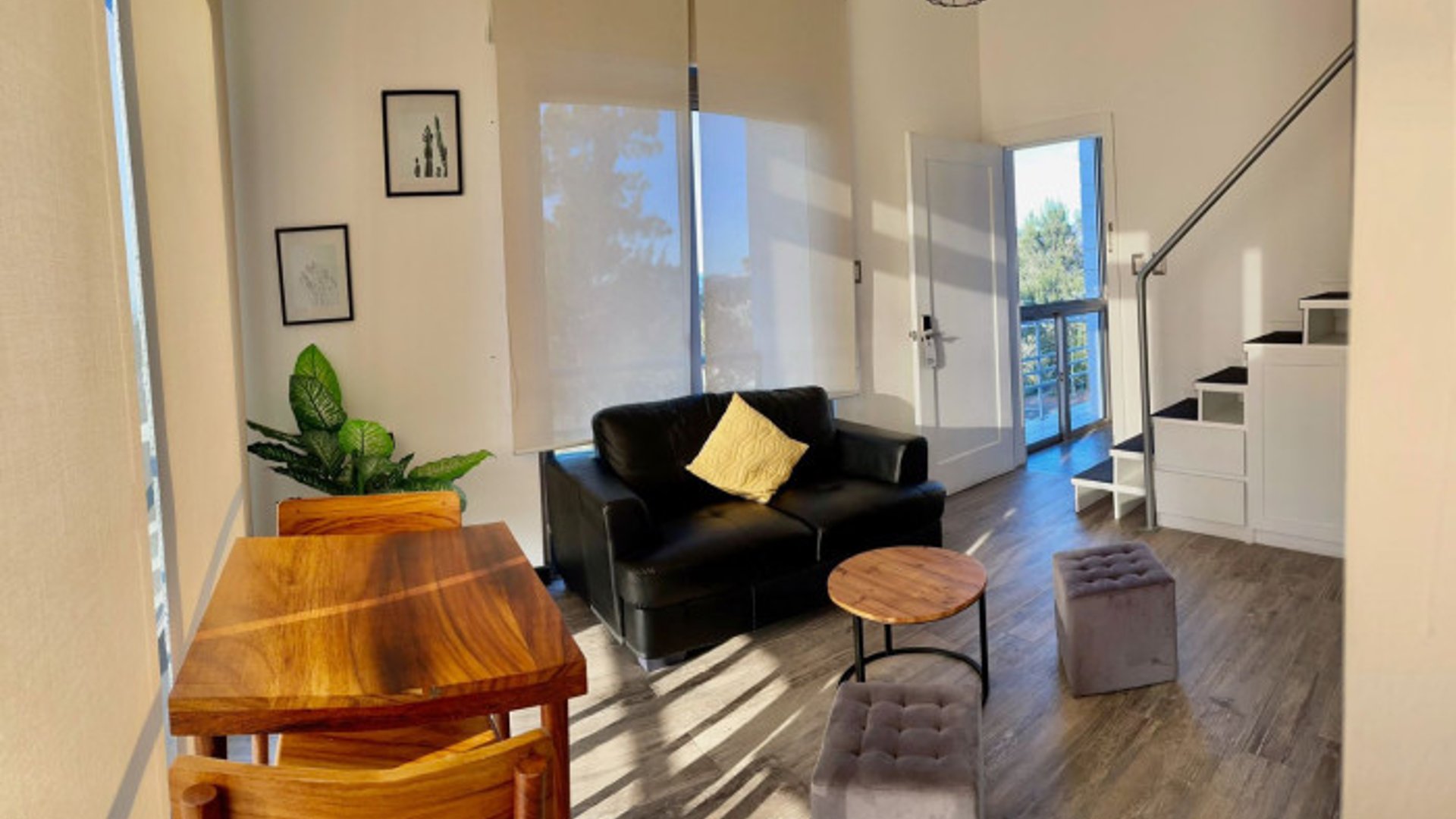 Apartamento tipo Loft amoblado zona 15 Vista Hermosa 3