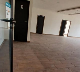 LOCAL COMERCIAL EN RENTA PLAZA AMERICAS ZONA 13
