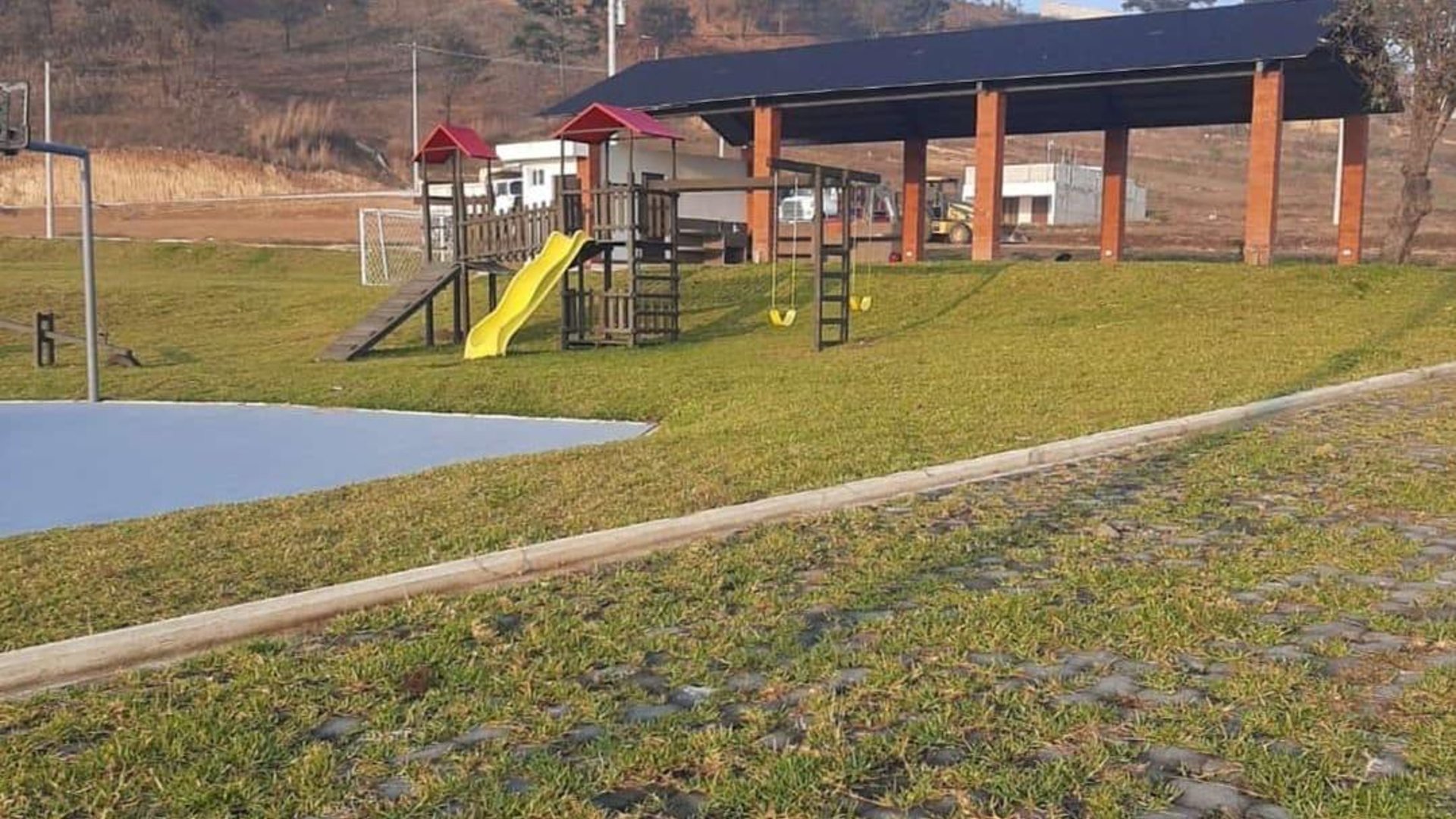 TERRENOS EN RESIDENCIAL HACIENDA LO DE REYES - Miniatura 5