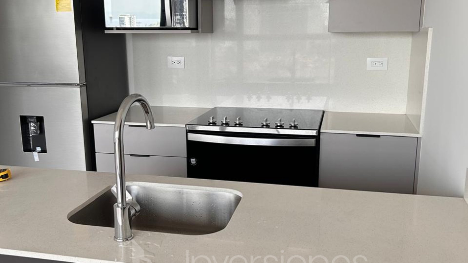 Apartamento de 2 habitaciones en renta, Altaire zona 11 - Miniatura 5