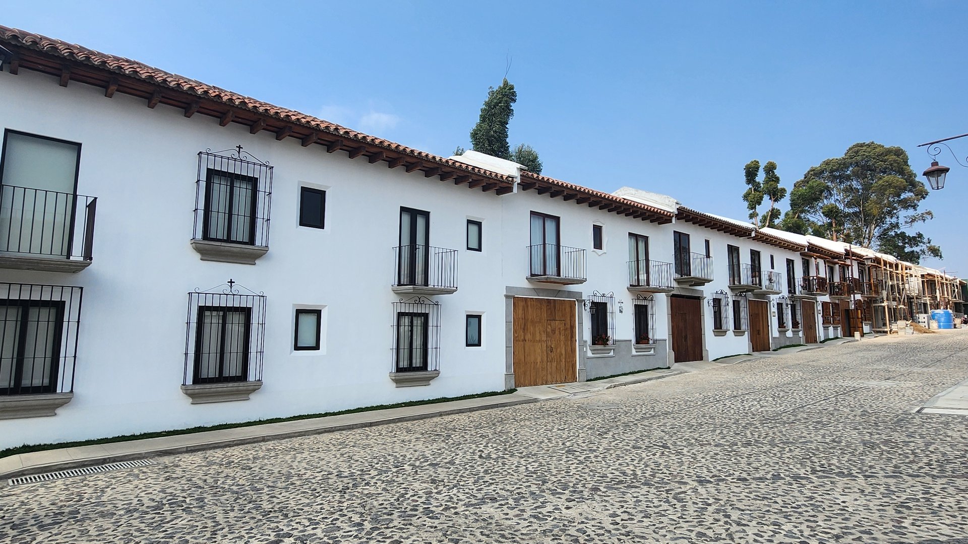 En Venta casa en condominio Los Franciscanos - Miniatura 2