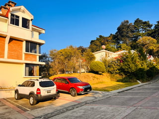 VENTA AMPLIO APARTAMENTO DENTRO DE CONDOMINIO EN SAN LUCAS SAC. - 2