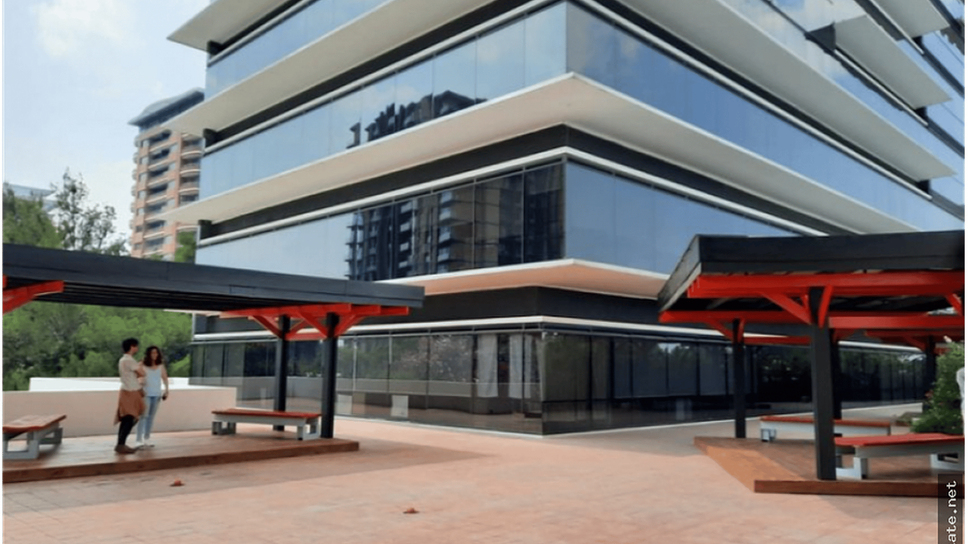 OFICINA AMUEBLADA EN ALQUILER – DESIGN CENTER, ZONA 10 | - Miniatura 12