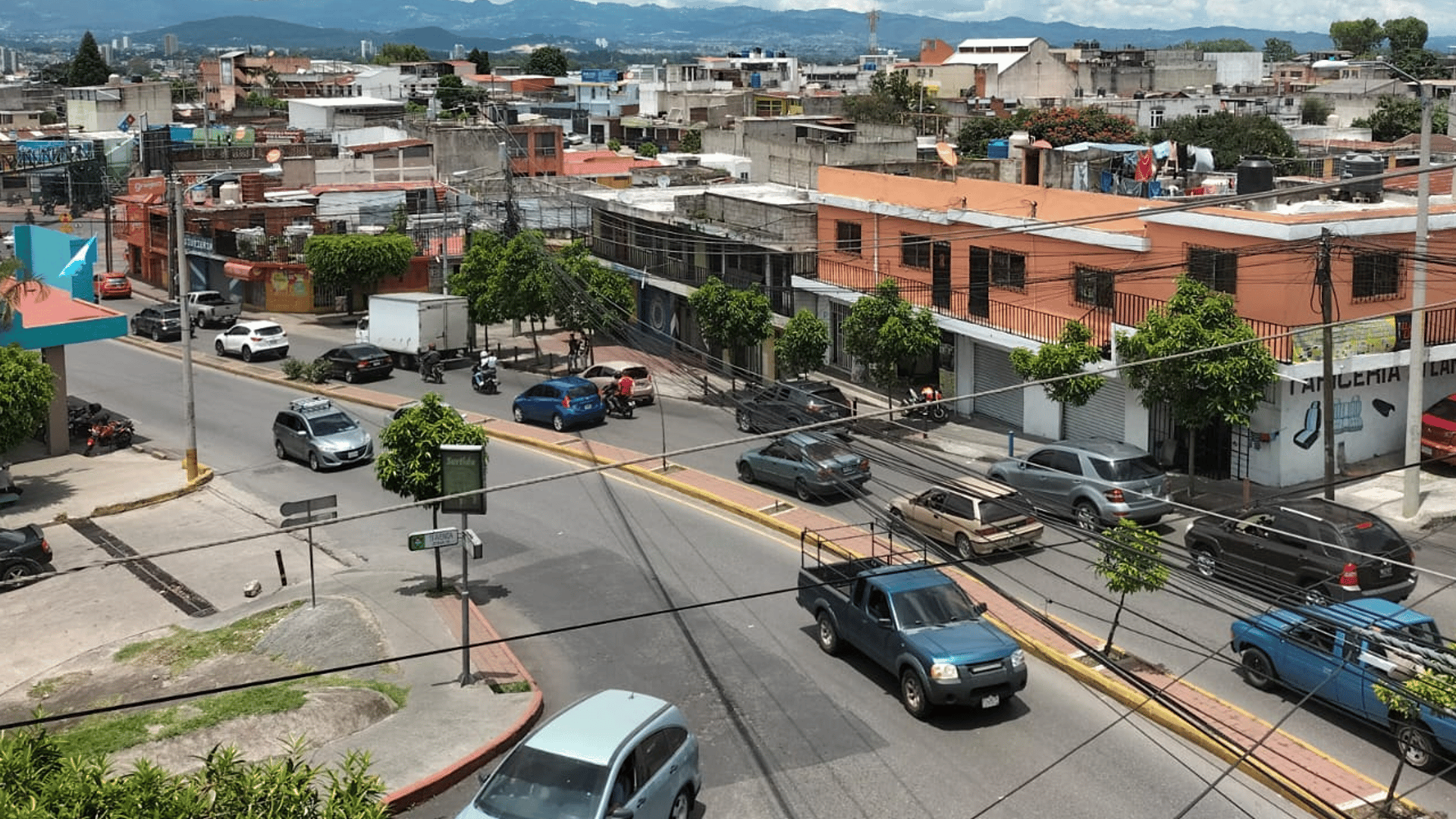 Casa en Venta en Colonia Lavarreda, zona 18 - Miniatura 16