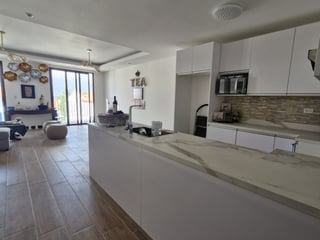 Apartamento amueblado en renta Lirios de Cayala Zona 16 - 2