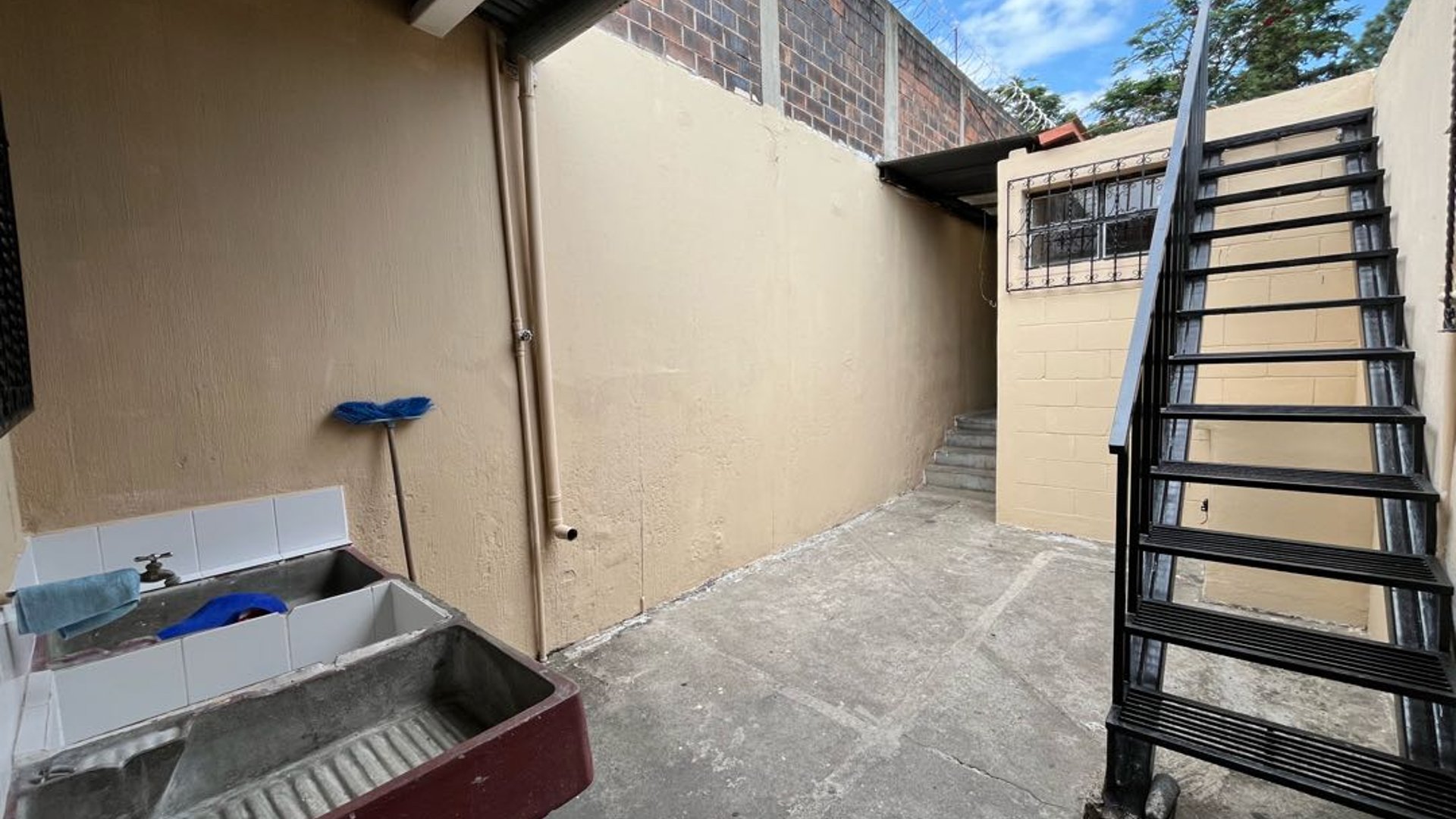 Casa en Venta, Loma Linda, Zona 11 - Miniatura 12