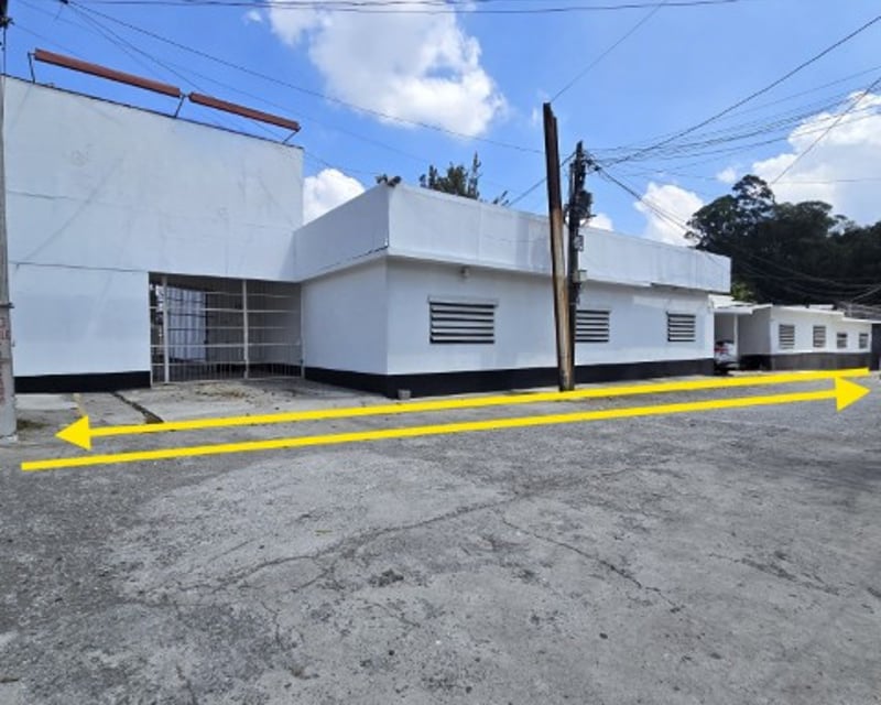 Propiedad para Uso Comercial en zona 12