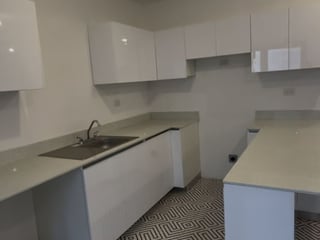 Casa Nueva en Venta - Santiago Sacatepéquez, Sacatepéquez - 3 Hab | y cuarto de servicio - 4