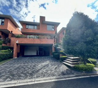 CASA EN VENTA EN CAES