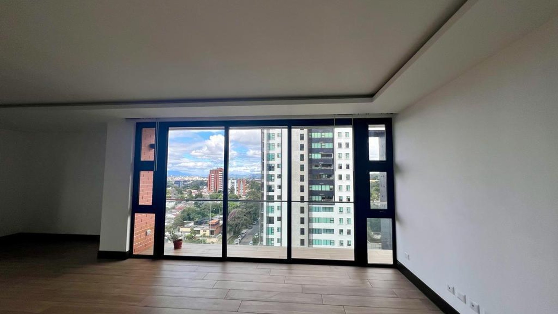 ???? APARTAMENTO EN RENTA – 3 HAB | EDIFICIO BADEN | VHI Z.15 - Miniatura 6