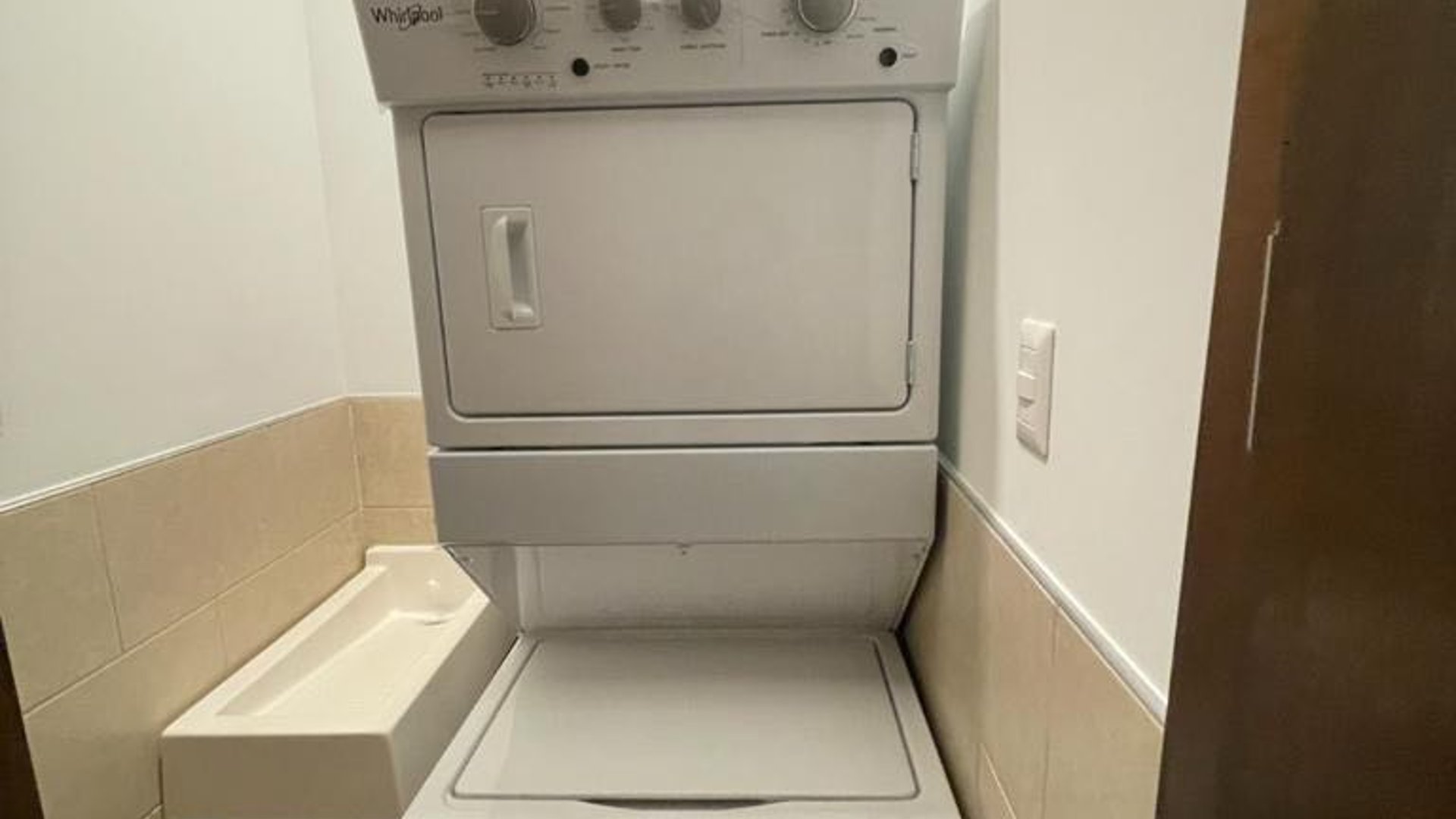 Apartamento en Venta Edificio Salvattore Zona 10 - Miniatura 9