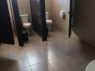 Locales en renta Plaza Arecas Km.80.1 Autopista Puerto - Image 10