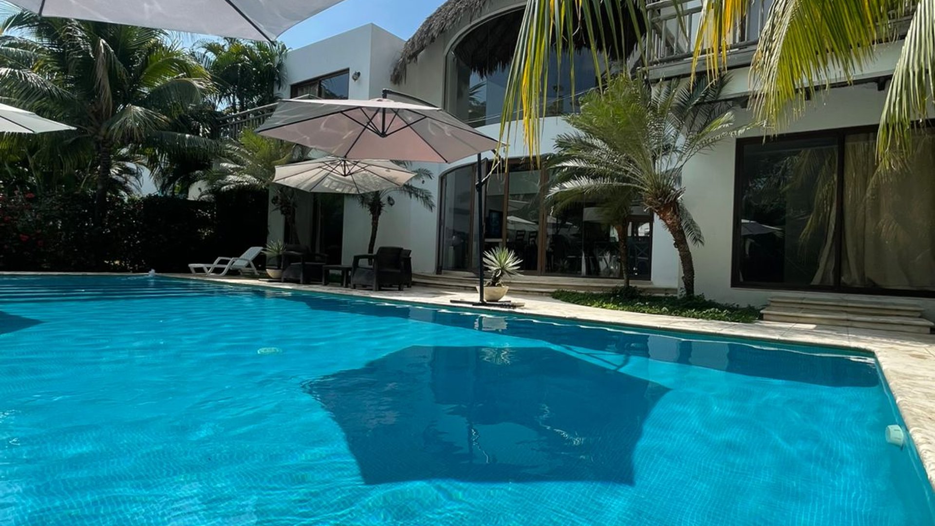 SEA SIDE HACIENDA DEL MAR CASA EN VENTA - Image 1