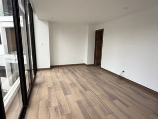 VENTA DE LINDO Y CÉNTRICO APARTAMENTO  - PRIVÉ, ZONA 15 - 5