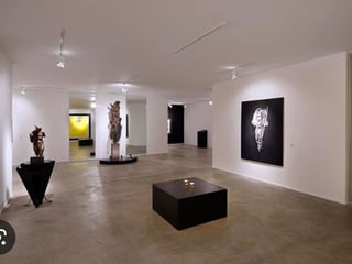 En Alquiler Local Comercial en La Cañada Zona 14 - Image 2