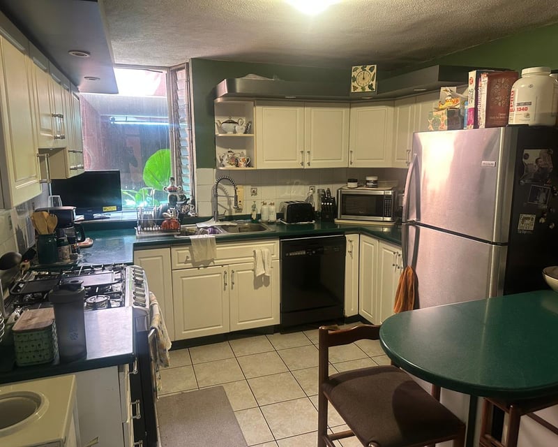 Casa en venta con jardín de 5 habitaciones San Miguel Petapa Ref-5438