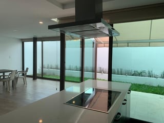 Alquilo / Vendo lindo y amplio apartamento en zona 10 - 3