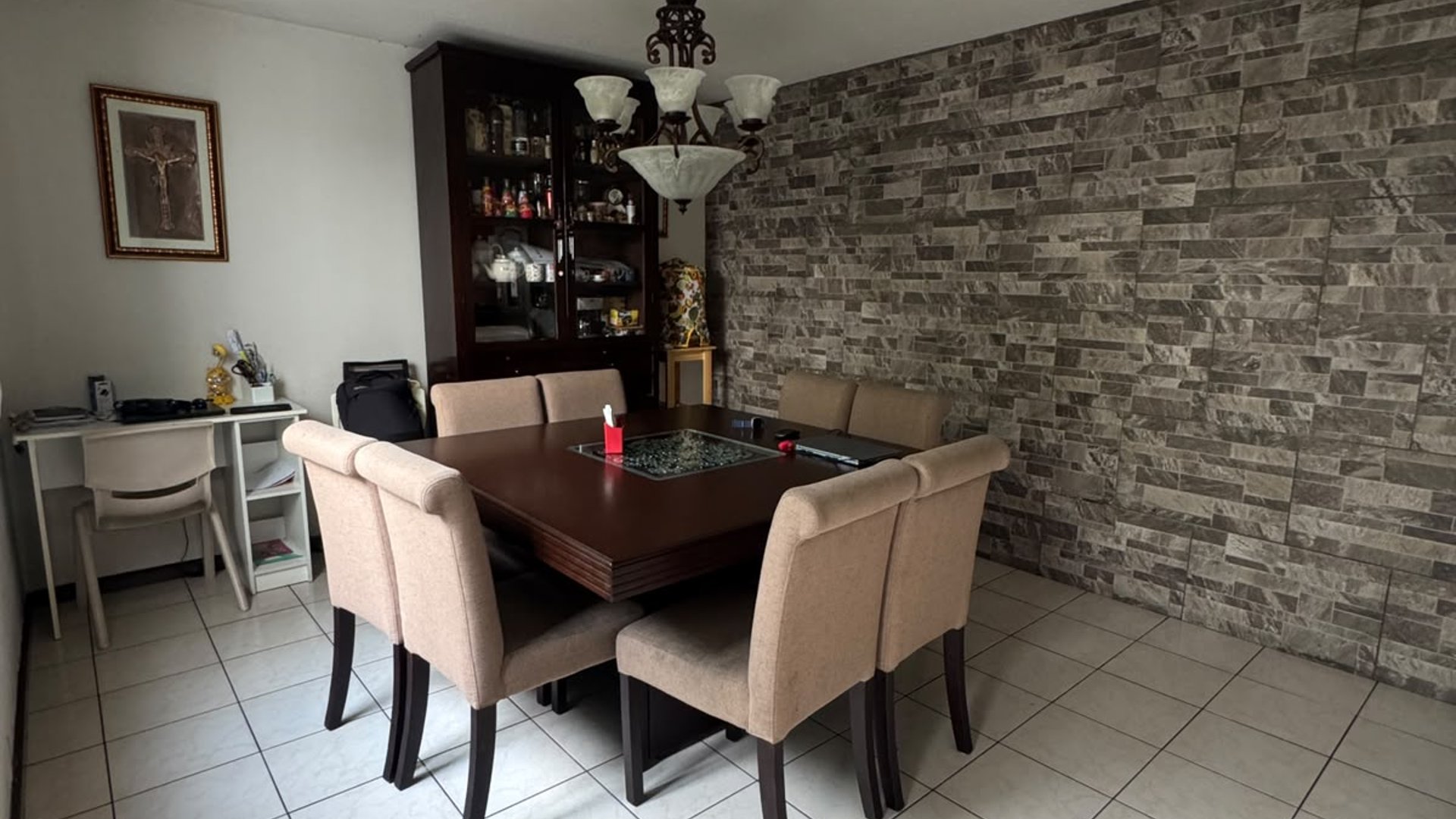 📍 CASA EN VENTA – 3 HABITACIONES | CONDOMINIO PALERMO | Z. 8 DE MIXCO