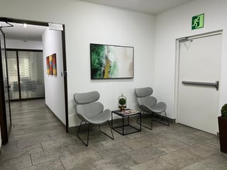 OFICINA EN RENTA EN  CAYALÁ ZONA 16 - 2