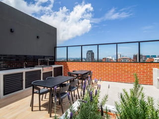 Apartamento de 3 habitaciones en venta, zona 10 - 4
