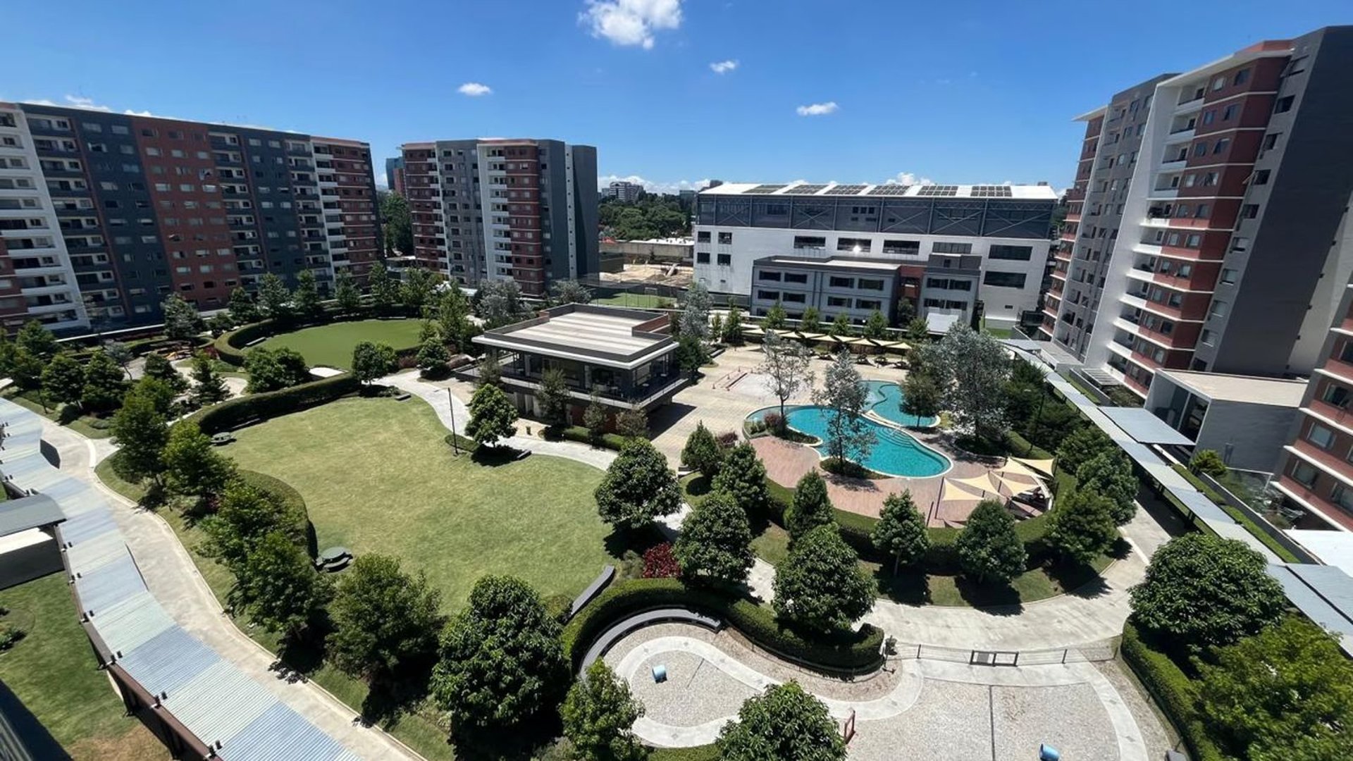 Apartamento en Venta Zona 14 | 2 Habitaciones | 2 Parqueos - Miniatura 11