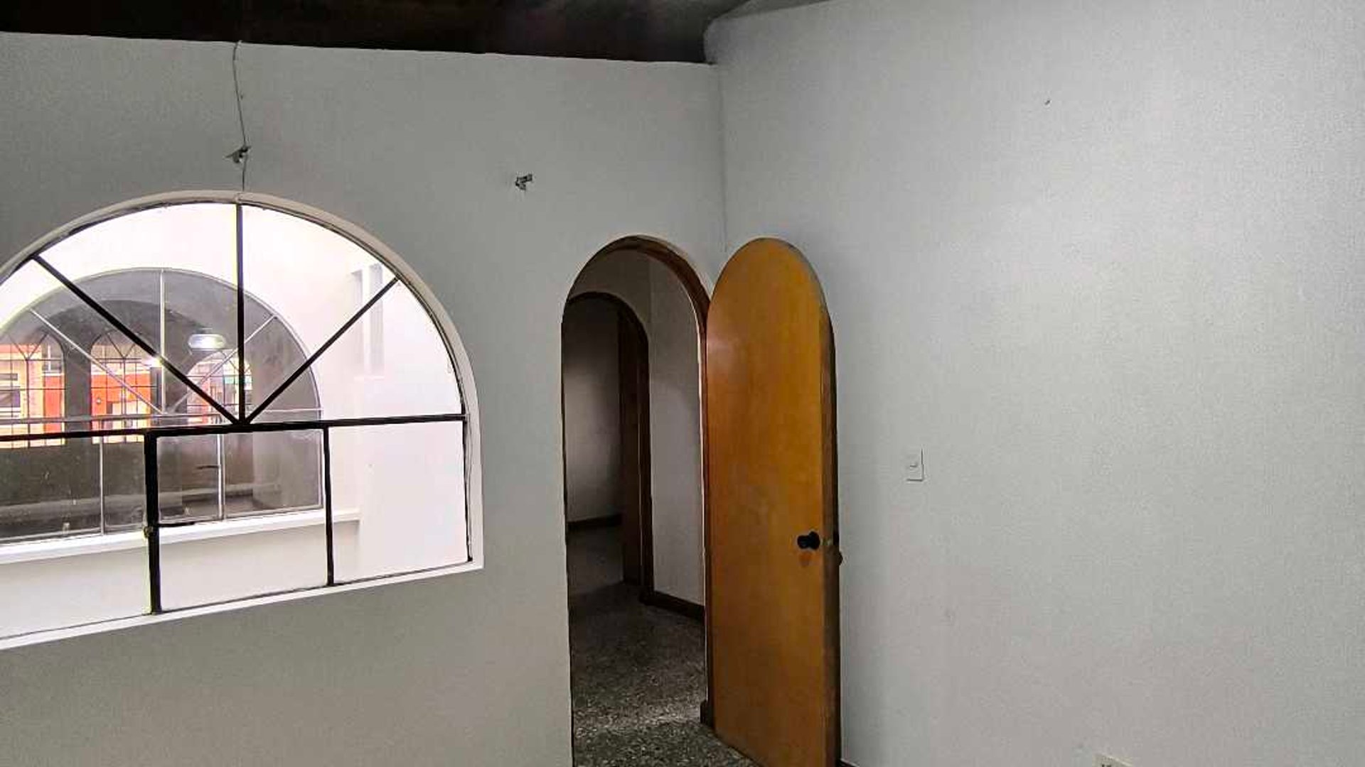 Alquilo Amplio Apartamento en Jardines de la Asuncion zona 5 - Miniatura 7