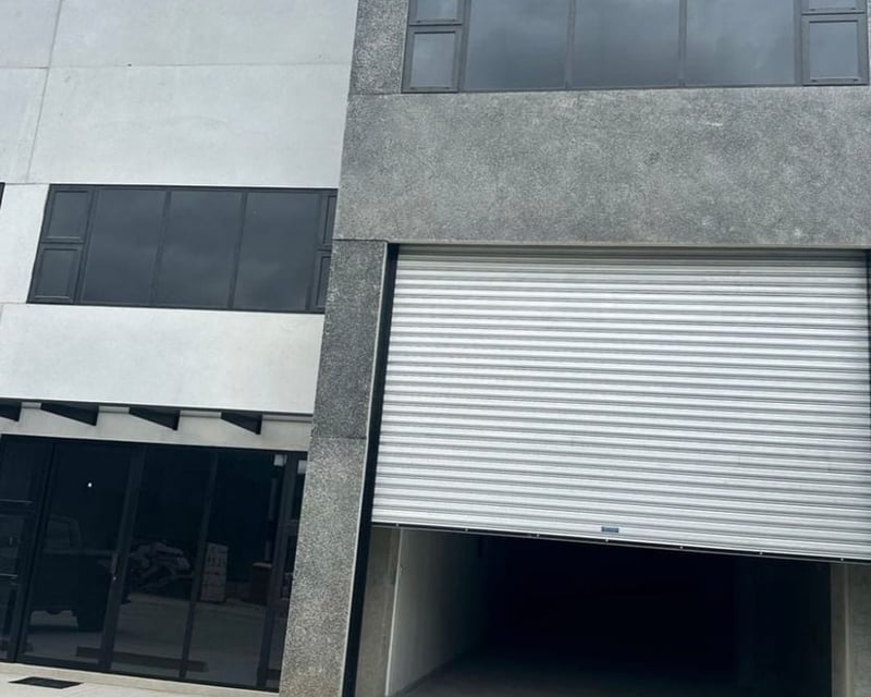 Ofibodega en Renta, zona 18