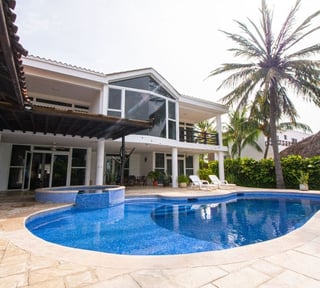 CASA EN VENTA – PÉRGOLAS DEL MAR, IZTAPA