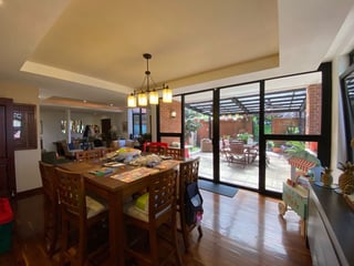 Apartamento de 2 niveles con jardín en venta Encinos, zona 16 - 4
