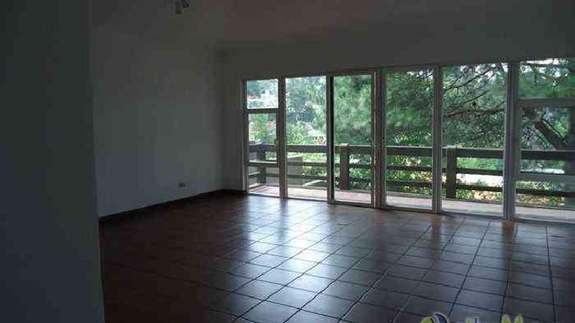 Casa dentro de Condominio en Renta en Km 13 CAES - Image 1