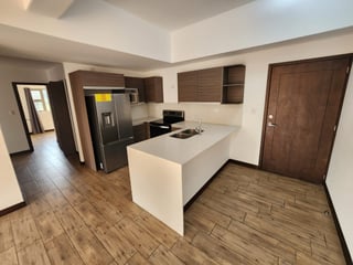 Apartamento en Renta Nivel medio en Zona 10 - 3 hab - Ref-4719 - 3