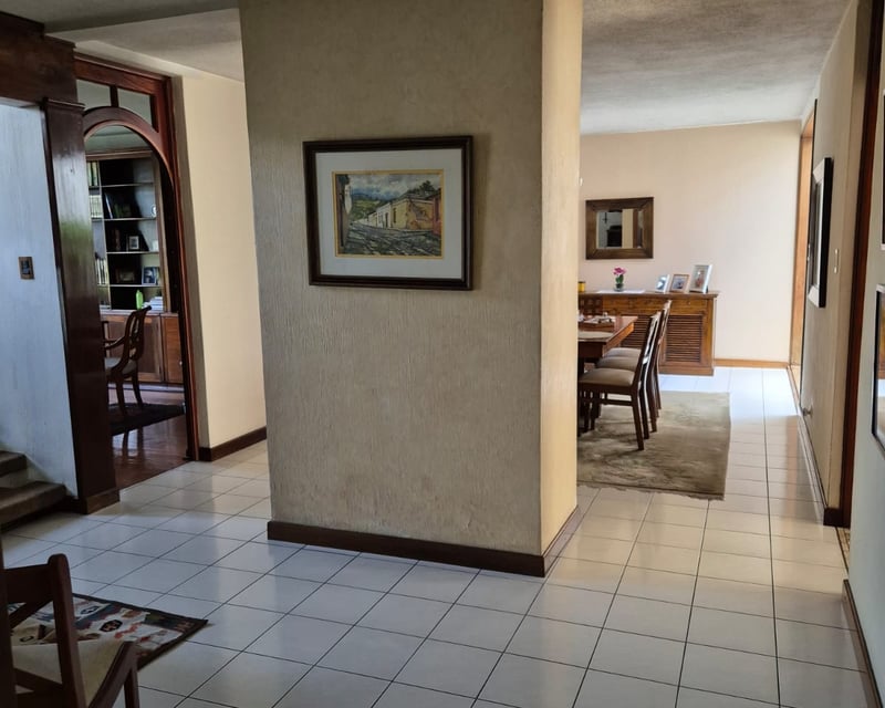 VENDO CASA 4 HAB Z.15 VALLES DE VISTA HERMOSA REF.6800  450M2 CONST, ESTUDIO