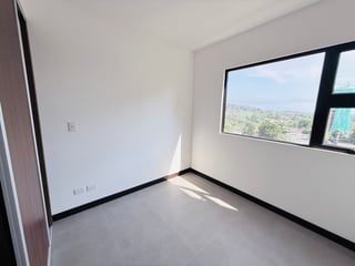 APARTAMENTO IDEAL PARA INVERSIÓN  2 HABS. 92Mts2 EDIF. Arles ZONA 15 - 5