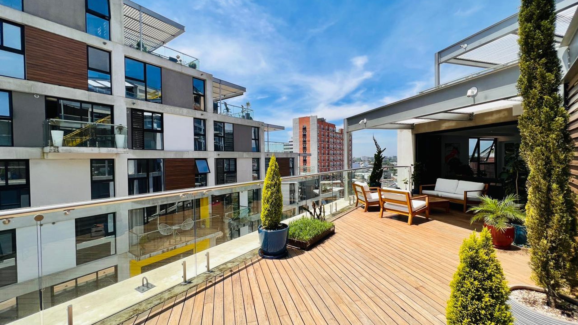 Apartamento de 2 Habitaciones en Renta | QUO, Zona 4 - Miniatura 4