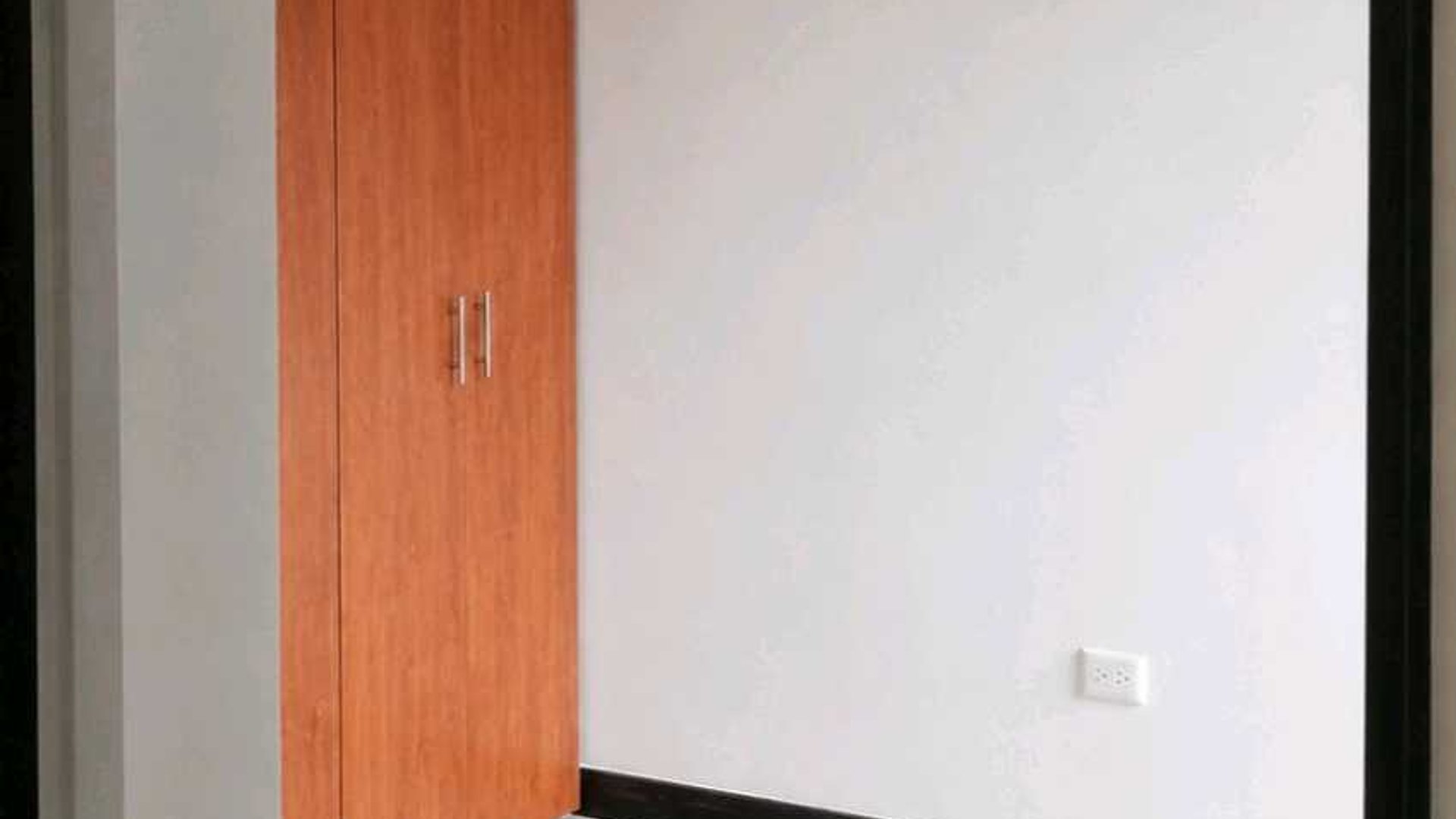 APARTAMENTO EN ALQUILER????Edificio Hexa Cañada 16, zona 16 - Miniatura 4