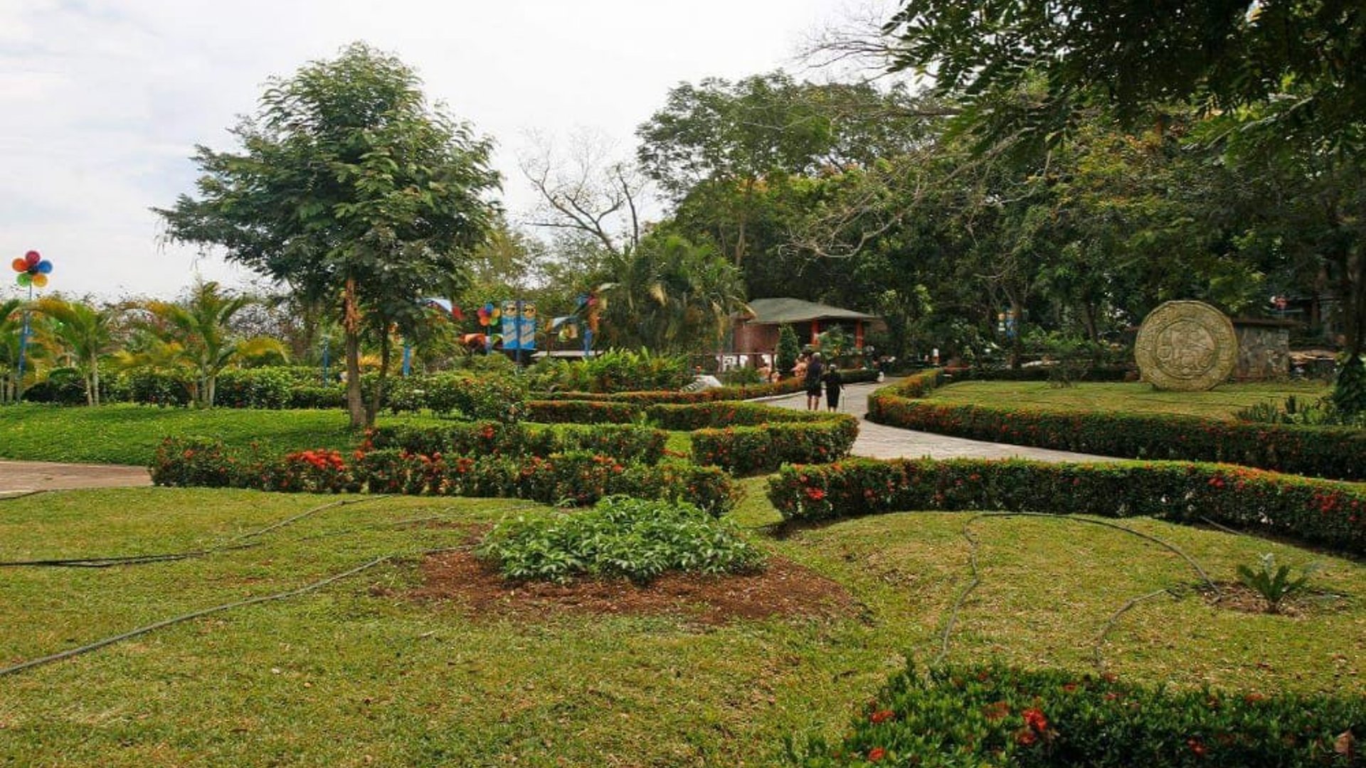 Terreno en venta en Cataratas de Uxmel Carr. a Puerto Quetzal - Miniatura 3