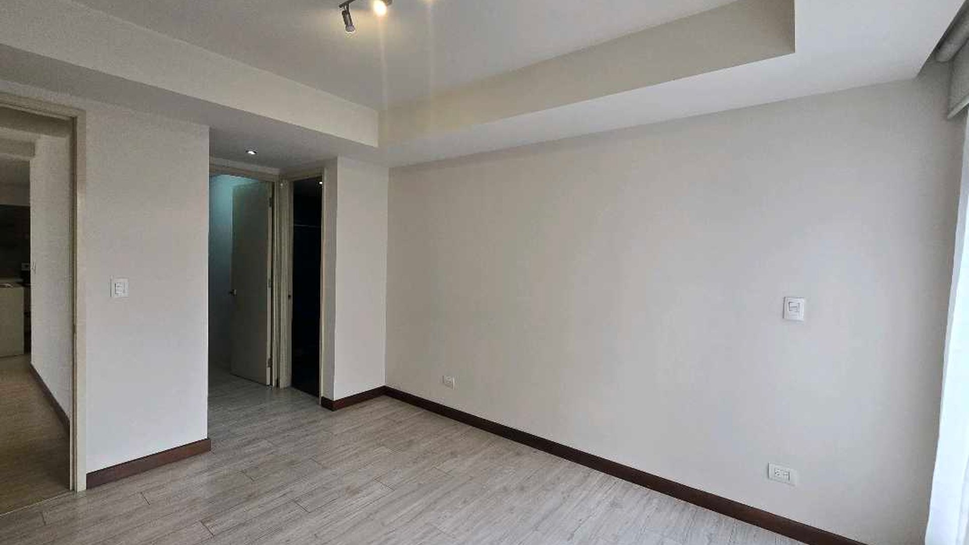 APARTAMENTO EN VENTA ZONA 10 - Miniatura 15