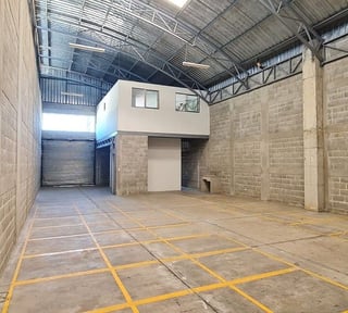 BODEGAS EN ALQUILER EN EL NARANJO | DENTRO DE COMPLEJO INDUSTRIAL