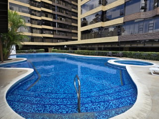 En Renta apartamento amueblado en zona 10 Guatemala - 5